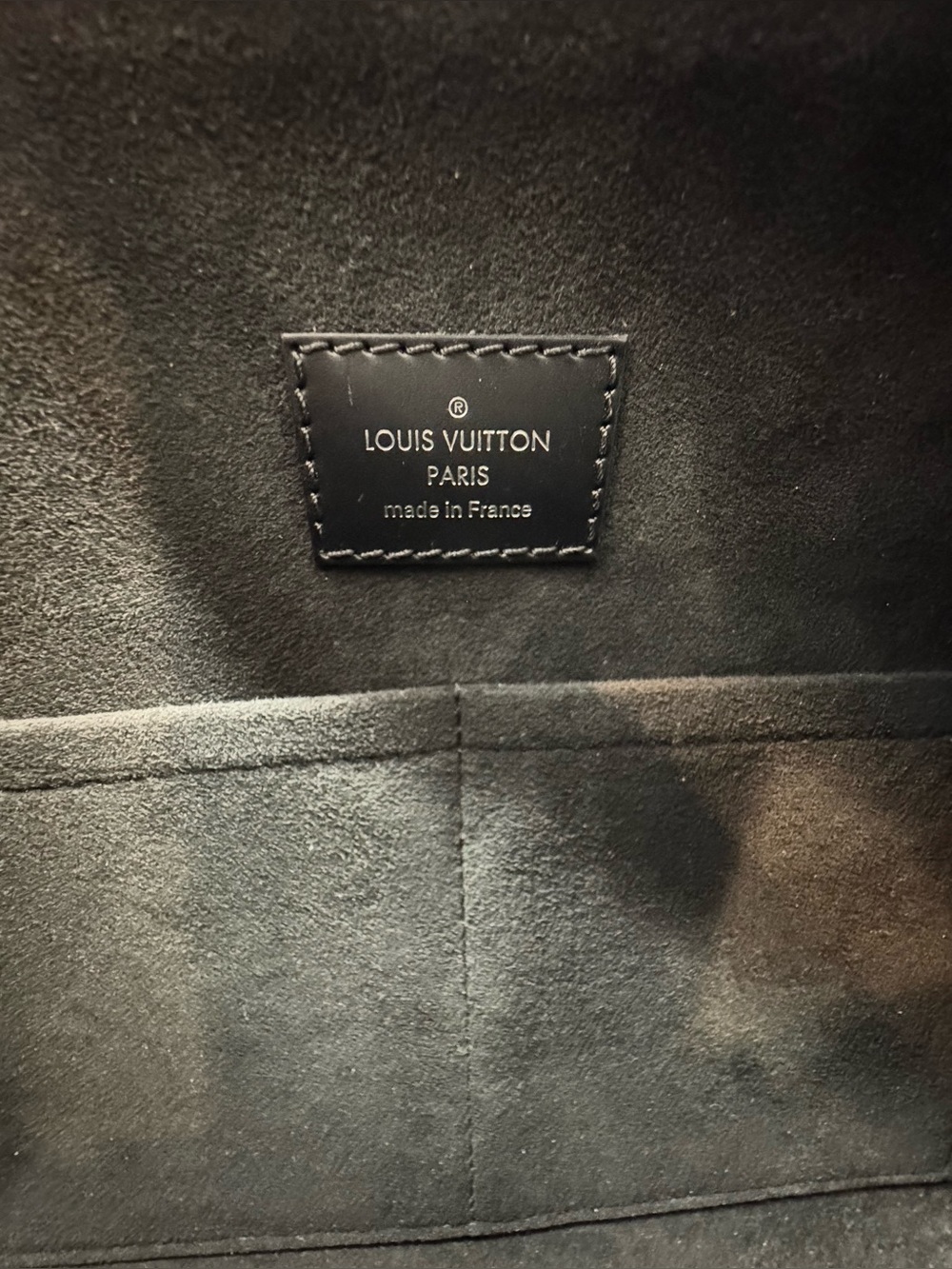 Louis Vuitton Speedy 25 Bandouliere in Epi Noir Leather - Picture 11 of 17